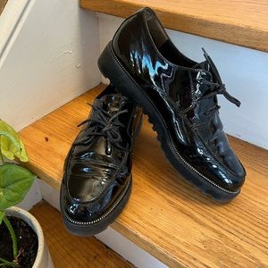 Paul Green Black patent leather platform loafer
